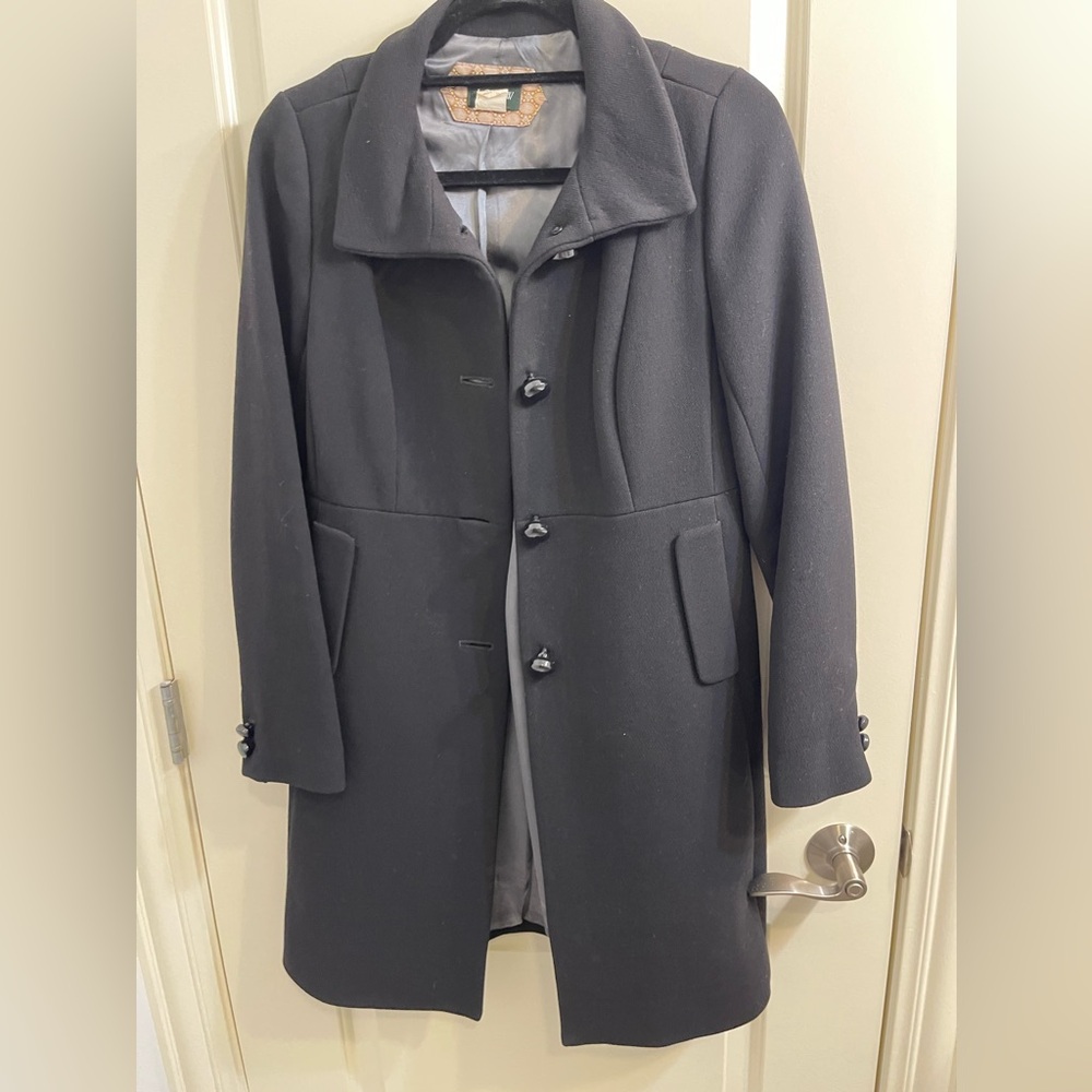 Gorgeous J.Crew black ruffle back pea coat